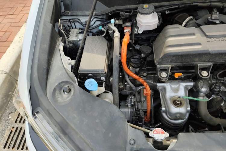 Used Honda Elysion 2024 2.0L eHEV Luxury Edition Engine Bay Right