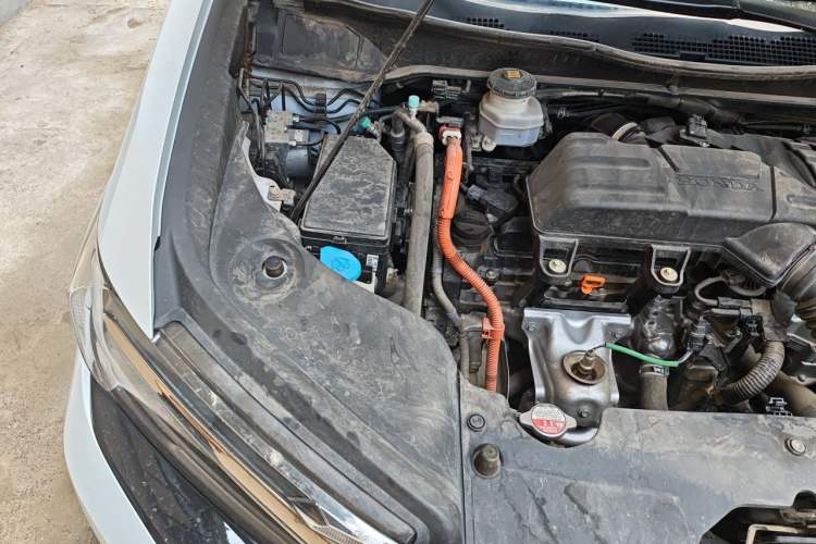 Used Honda Elysion 2024 2.0L eHEV Luxury Edition Engine Bay Right