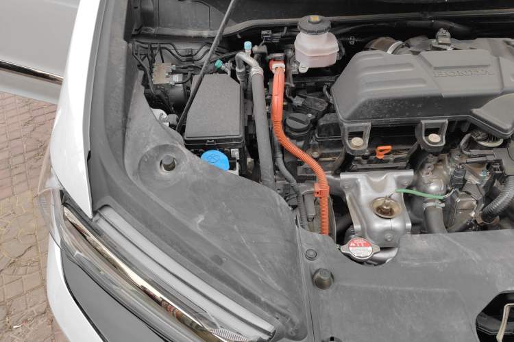Used Honda Elysion 2024 2.0L eHEV Luxury Edition Engine Bay Right