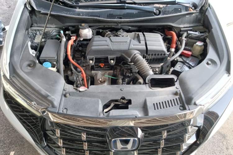 Used Honda Elysion 2024 2.0L eHEV Luxury Edition Engine Bay
