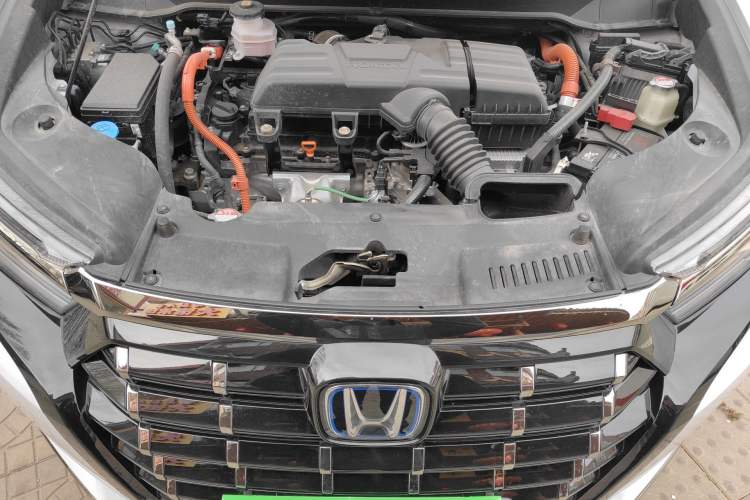 Used Honda Elysion 2024 2.0L eHEV Luxury Edition Engine Bay