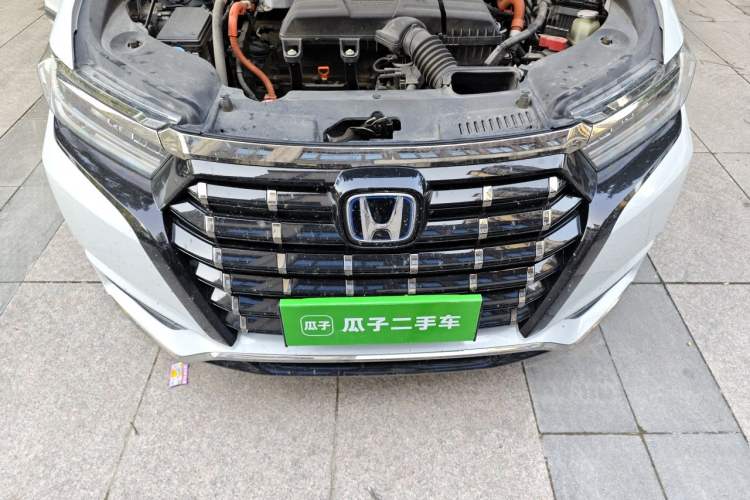 Used Honda Elysion 2024 2.0L eHEV Luxury Edition Engine Bay