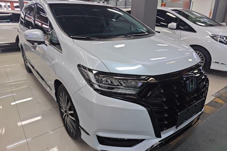 Used Honda Elysion 2024 2.0L eHEV Luxury Edition Exterior 1