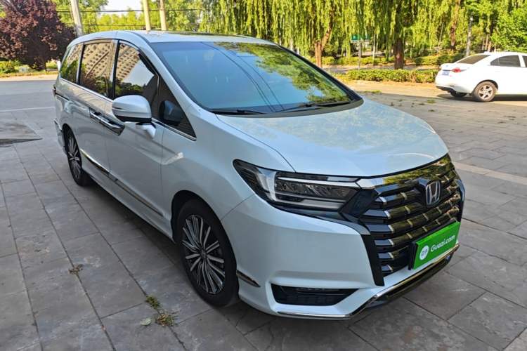 Used Honda Elysion 2024 2.0L eHEV Luxury Edition Exterior 1