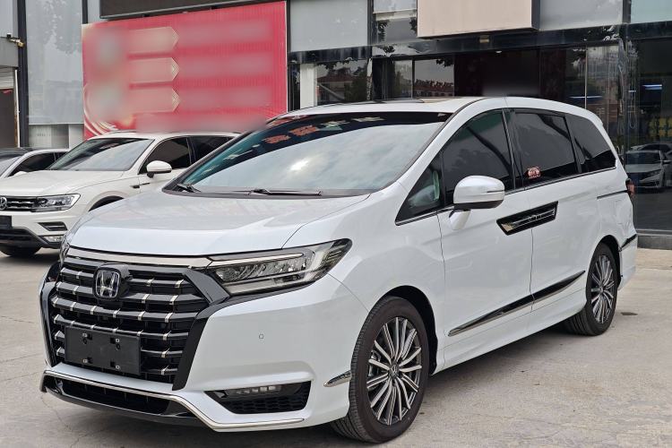 Used Honda Elysion 2024 2.0L eHEV Ultimate Edition Exterior 1
