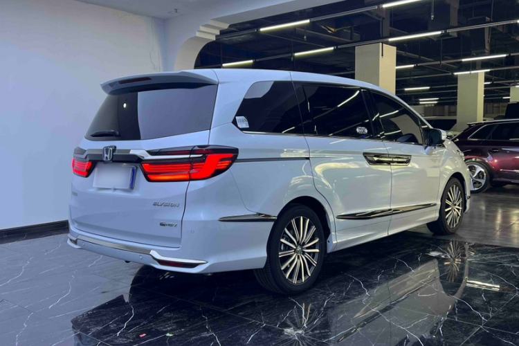 Used Honda Elysion 2024 2.0L eHEV Luxury Edition Exterior 1