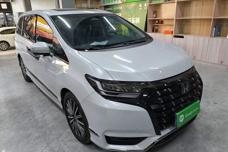 Used Honda Elysion 2024 2.0L eHEV Comfort Edition Exterior 1