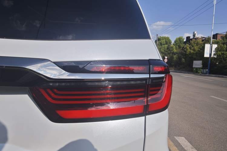 Used Honda Elysion 2024 2.0L eHEV Luxury Edition Exterior 10
