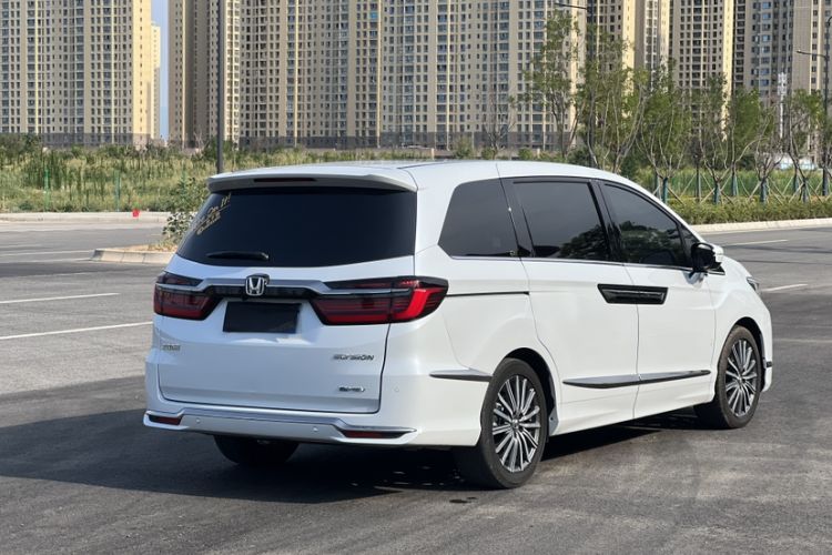 Used Honda Elysion 2024 2.0L eHEV Luxury Edition Exterior 11