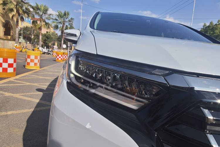 Used Honda Elysion 2024 2.0L eHEV Luxury Edition Exterior 12