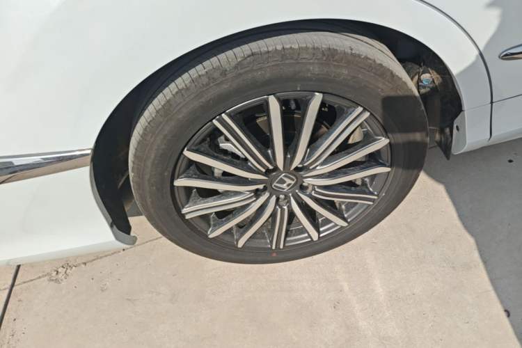 Used Honda Elysion 2024 2.0L eHEV Luxury Edition Exterior 2