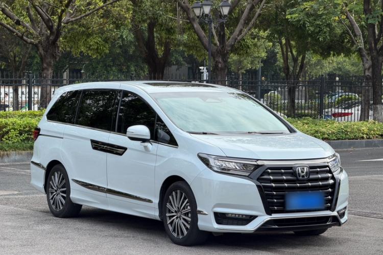 Used Honda Elysion 2024 2.0L eHEV Luxury Edition Exterior 2
