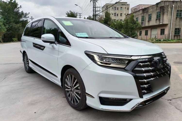 Used Honda Elysion 2024 2.0L eHEV Luxury Edition Exterior 2