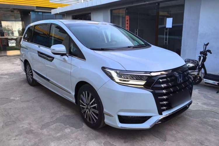 Used Honda Elysion 2024 2.0L eHEV Luxury Edition Exterior 2