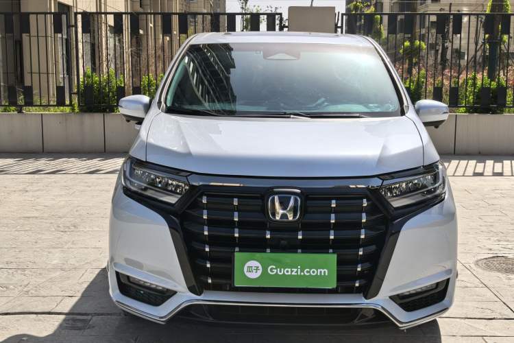 Used Honda Elysion 2024 2.0L eHEV Luxury Edition Exterior 3