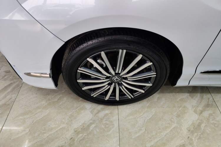Used Honda Elysion 2024 2.0L eHEV Luxury Edition Exterior 3
