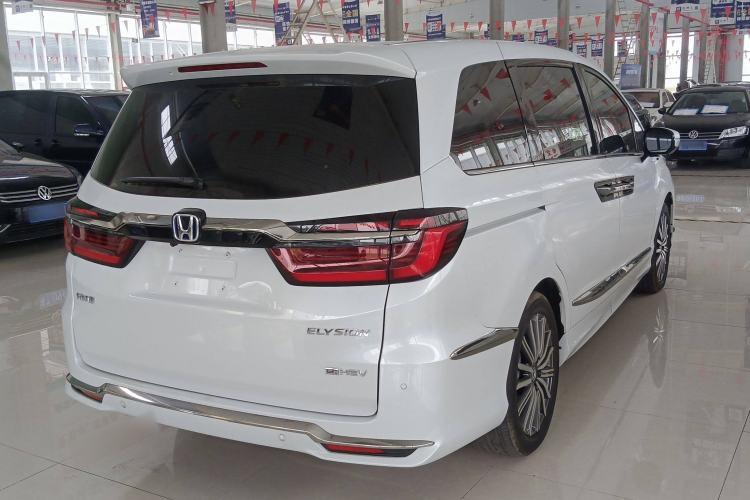 Used Honda Elysion 2024 2.0L eHEV Luxury Edition Exterior 3