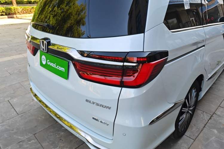 Used Honda Elysion 2024 2.0L eHEV Luxury Edition Exterior 3