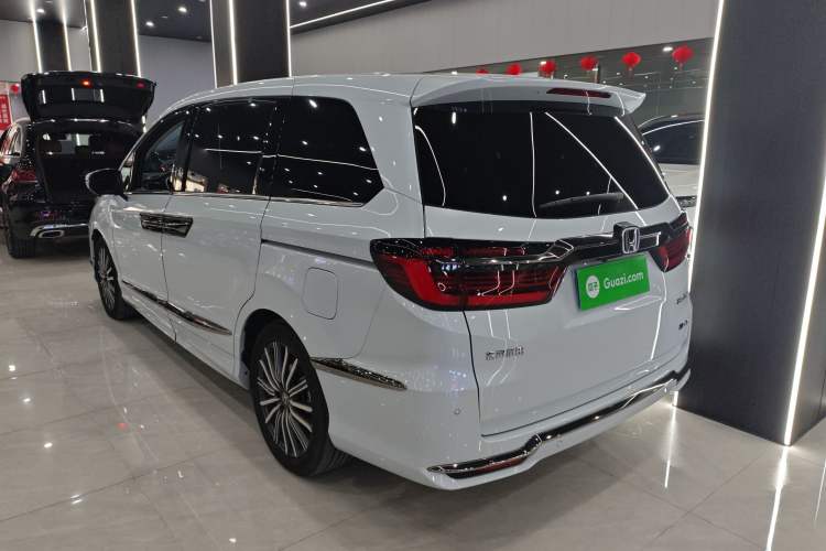 Used Honda Elysion 2024 2.0L eHEV Luxury Edition Exterior 3