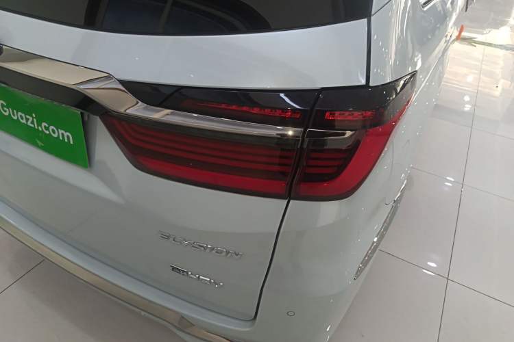 Used Honda Elysion 2024 2.0L eHEV Luxury Edition Exterior 3