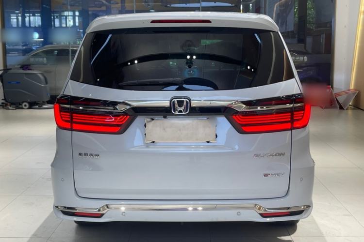 Used Honda Elysion 2024 2.0L eHEV Luxury Edition Exterior 3