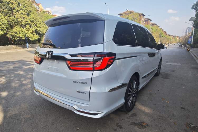 Used Honda Elysion 2024 2.0L eHEV Luxury Edition Exterior 3