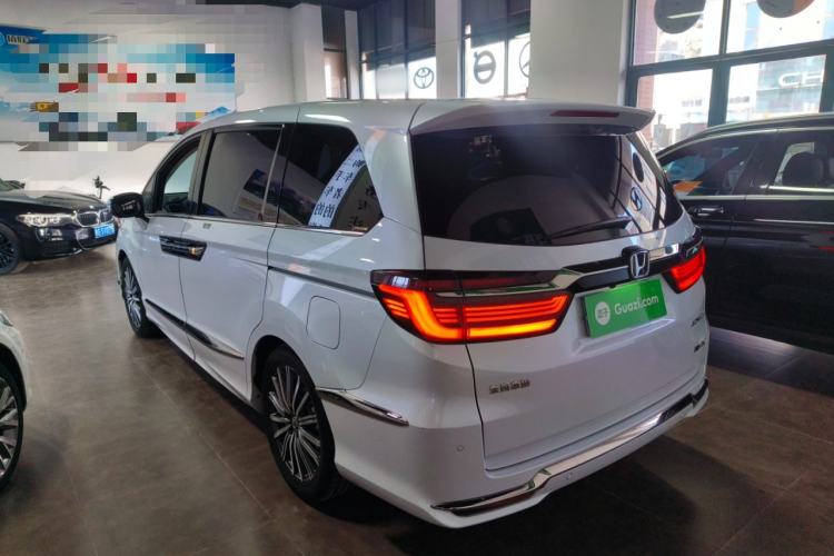 Used Honda Elysion 2024 2.0L eHEV Luxury Edition Exterior 3