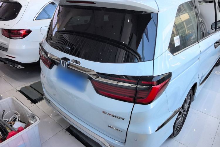 Used Honda Elysion 2024 2.0L eHEV Ultimate Edition Exterior 4