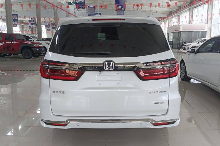 Used Honda Elysion 2024 2.0L eHEV Luxury Edition Exterior 4