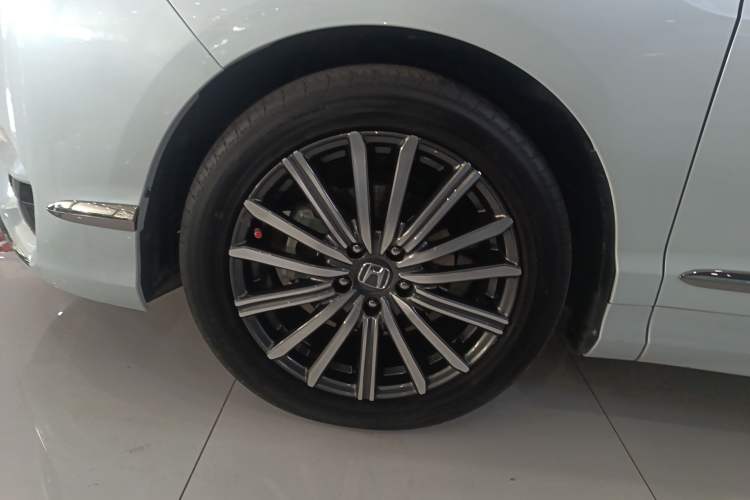 Used Honda Elysion 2024 2.0L eHEV Luxury Edition Exterior 4