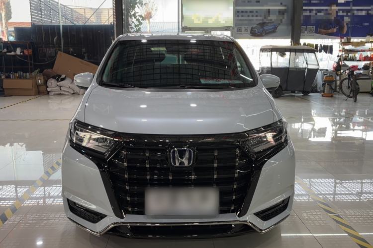 Used Honda Elysion 2024 2.0L eHEV Luxury Edition Exterior 4