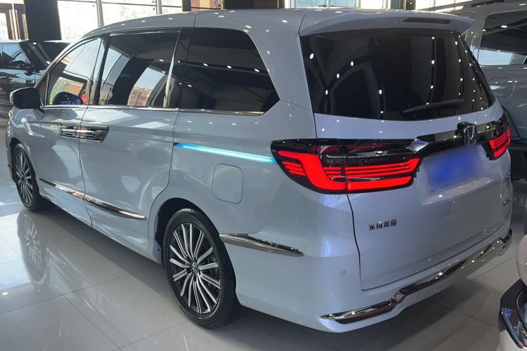 Used Honda Elysion 2024 2.0L eHEV Luxury Edition Exterior 4