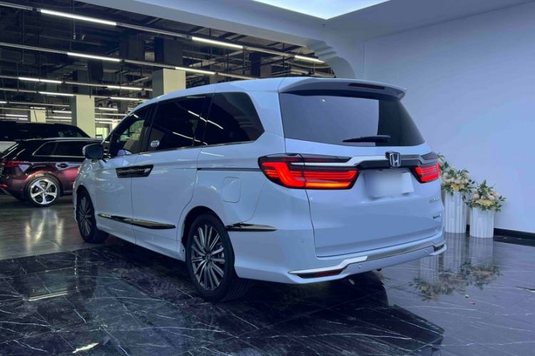 Used Honda Elysion 2024 2.0L eHEV Luxury Edition Exterior 4