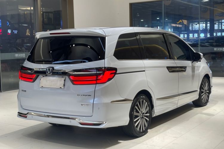 Used Honda Elysion 2024 2.0L eHEV Luxury Edition Exterior 4