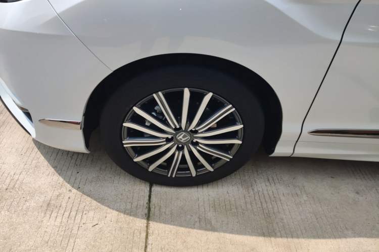 Used Honda Elysion 2024 2.0L eHEV Luxury Edition Exterior 4