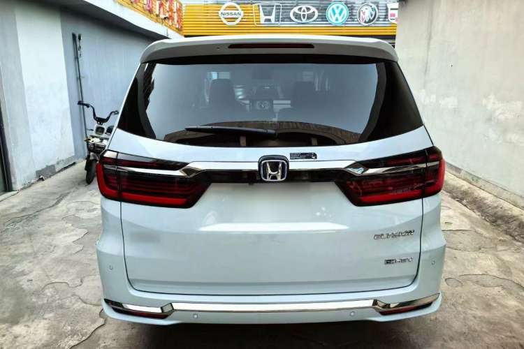 Used Honda Elysion 2024 2.0L eHEV Luxury Edition Exterior 4