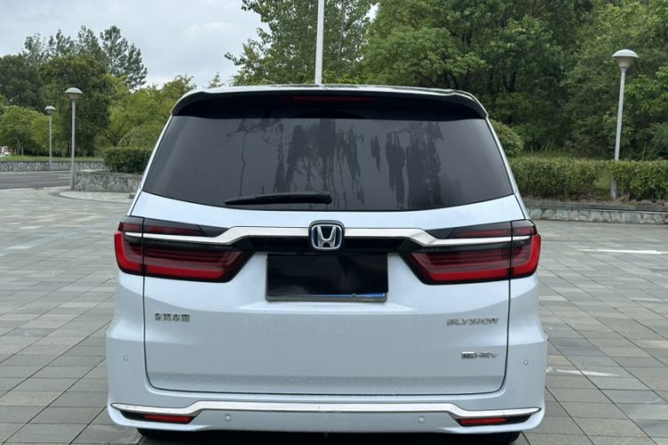 Used Honda Elysion 2024 2.0L eHEV Luxury Edition Exterior 5