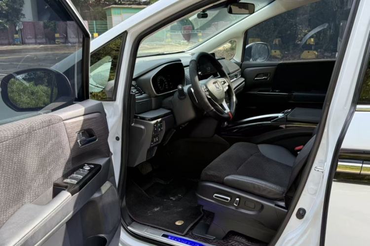 Used Honda Elysion 2024 2.0L eHEV Comfort Edition Exterior 5