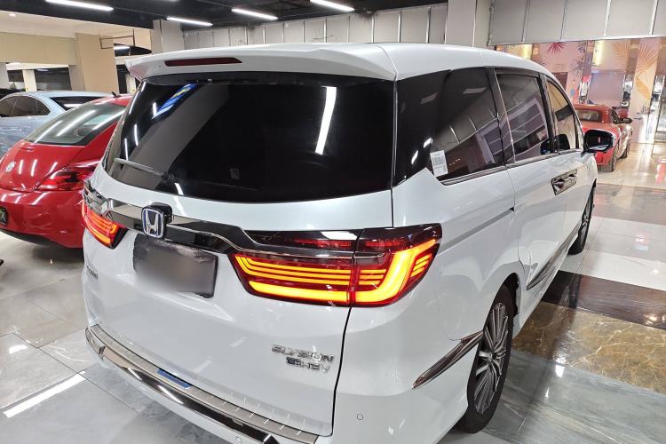 Used Honda Elysion 2024 2.0L eHEV Luxury Edition Exterior 5