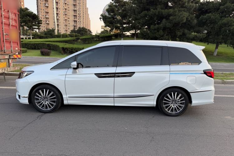 Used Honda Elysion 2024 2.0L eHEV Luxury Edition Exterior 6