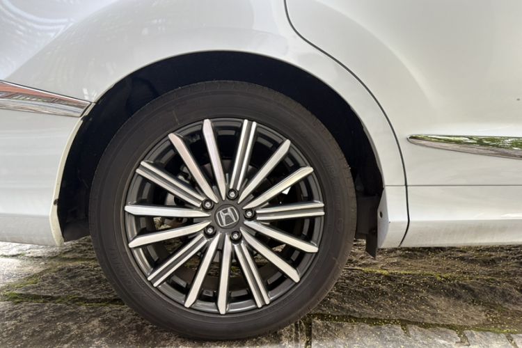 Used Honda Elysion 2024 2.0L eHEV Luxury Edition Exterior 6