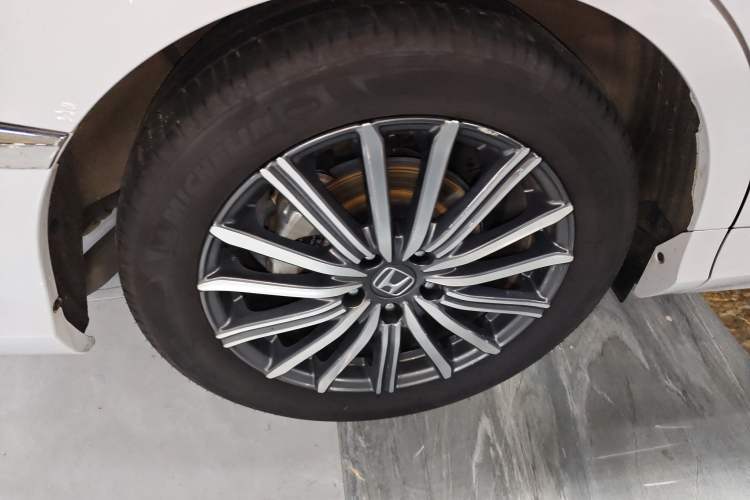 Used Honda Elysion 2024 2.0L eHEV Luxury Edition Exterior 8