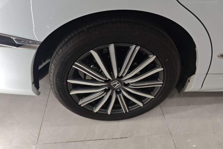 Used Honda Elysion 2024 2.0L eHEV Luxury Edition Exterior 8