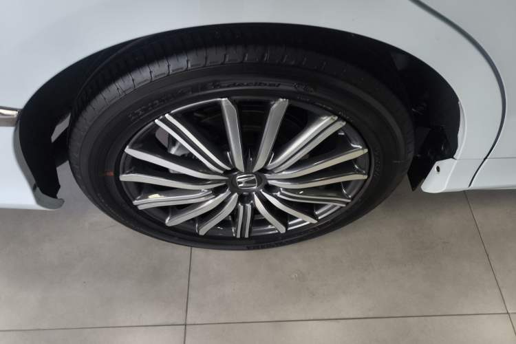 Used Honda Elysion 2024 2.0L eHEV Luxury Edition Exterior 8