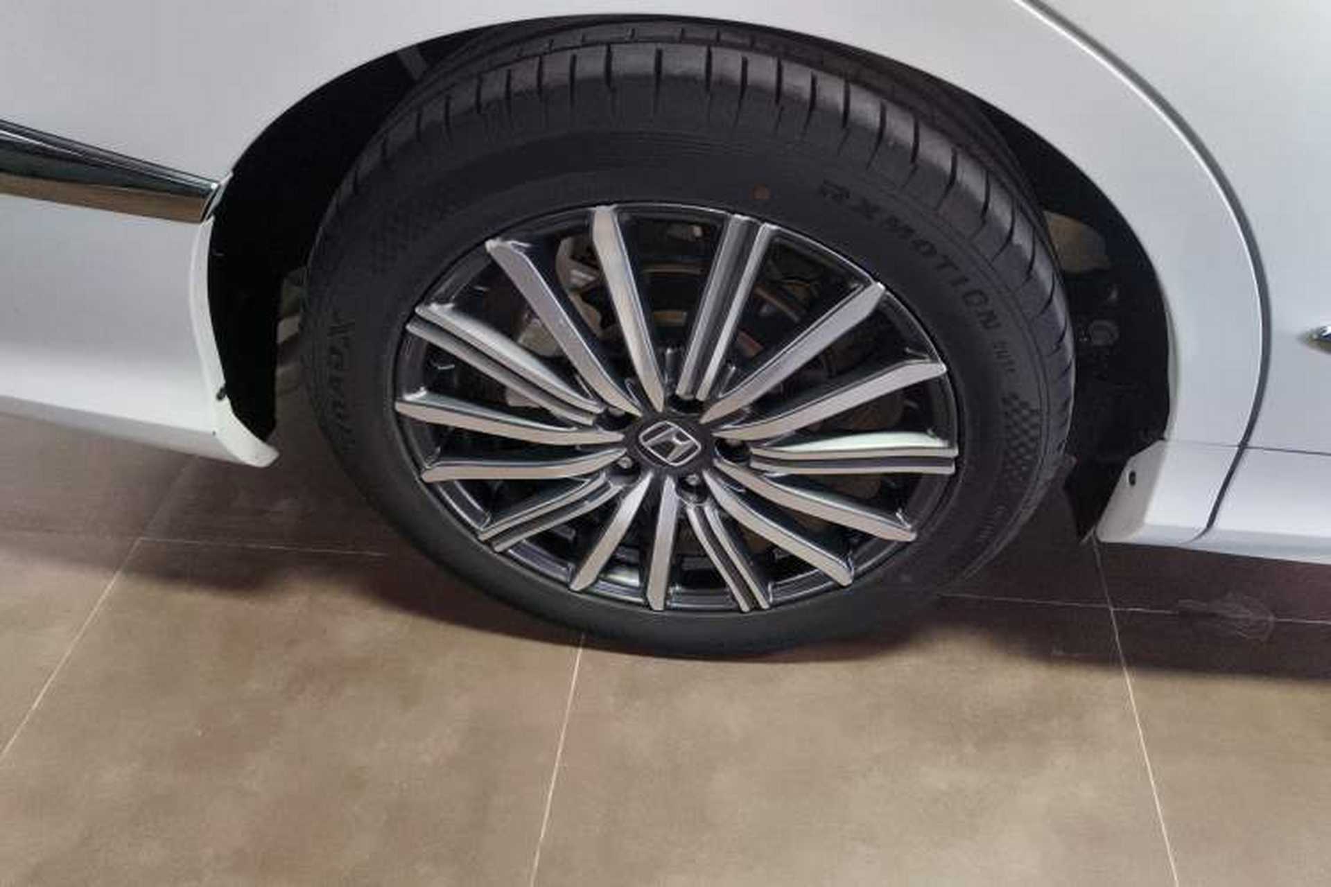 Used Honda Elysion 2024 2.0L eHEV Luxury Edition Exterior 8