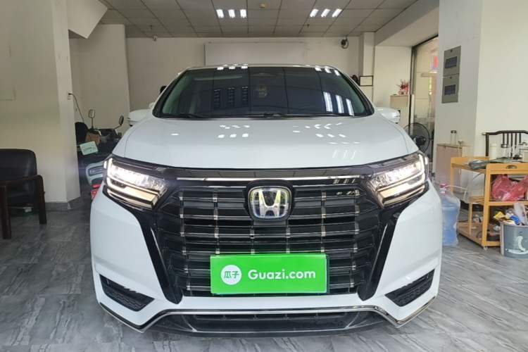 Used Honda Elysion 2024 2.0L eHEV Luxury Edition Front
