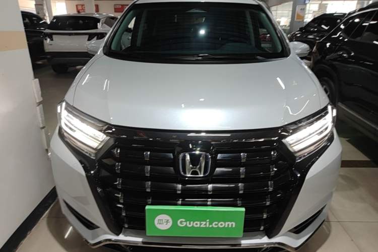 Used Honda Elysion 2024 2.0L eHEV Luxury Edition Front