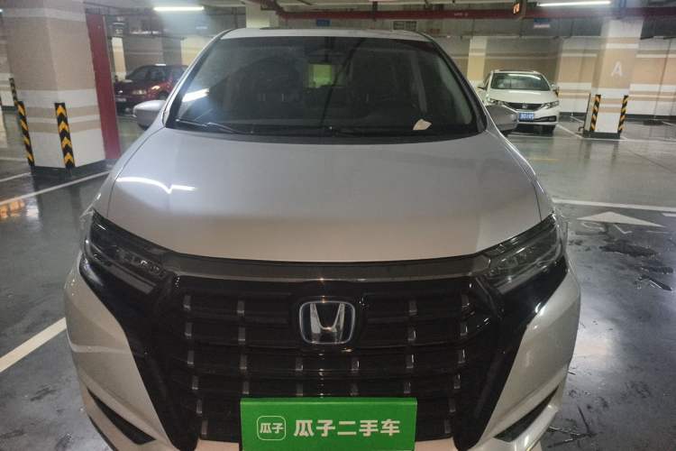 Used Honda Elysion 2024 2.0L eHEV Luxury Edition Front