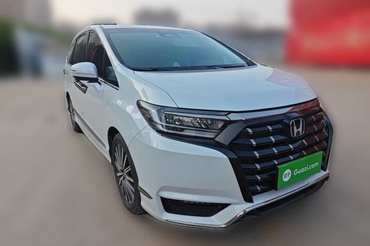 Used Honda Elysion 2024 2.0L eHEV Luxury Edition Front Right 45 Deg