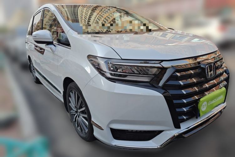 Used Honda Elysion 2024 2.0L eHEV Luxury Edition Front Right 45 Deg